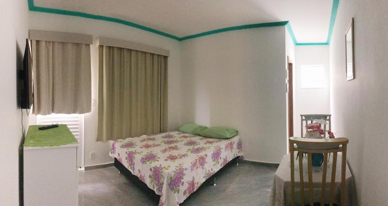 Suite Com Cozinha No Quintal Da Casa カボ・フリオ エクステリア 写真